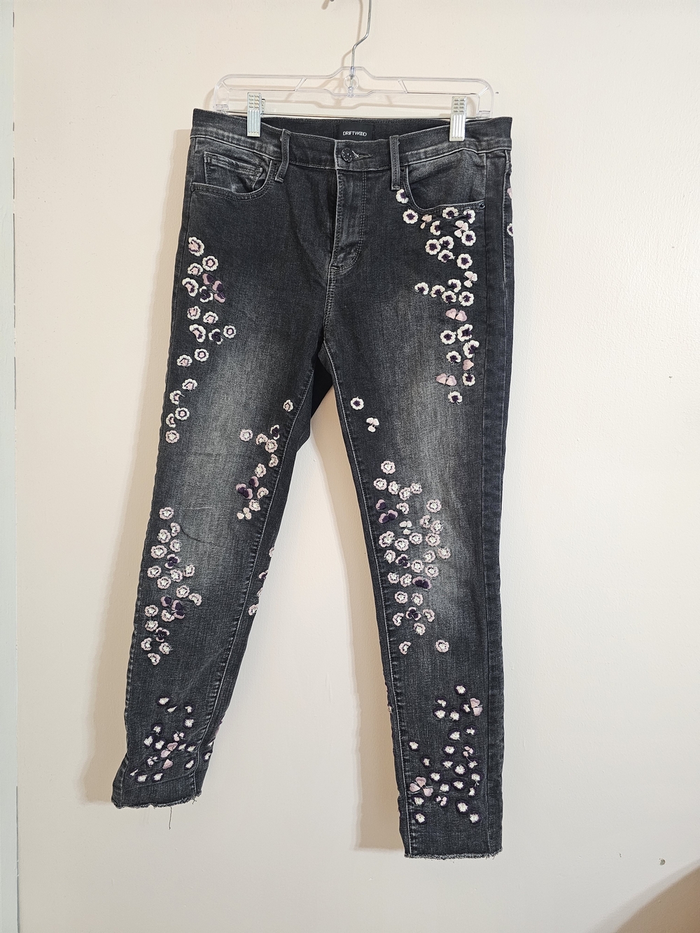 Driftwood Sz 29Wx28L Embroidered Black Floral Skinny Jeans Cherry Blossoms